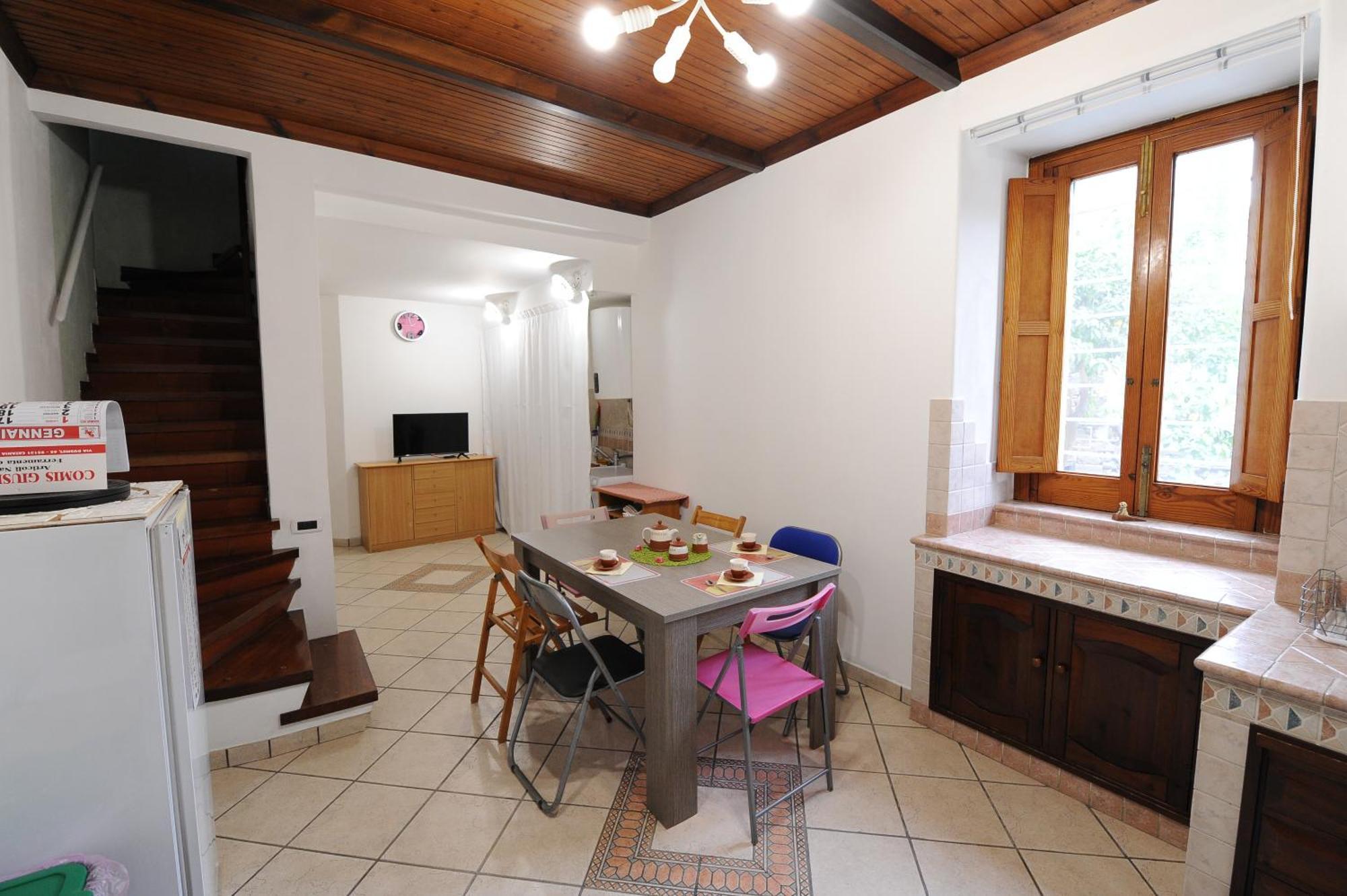 Mamis Villa CTA Exterior photo